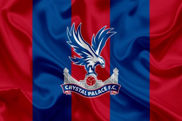 Crystal Palace Tifo Emosional di Wembley temp