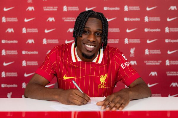 Liverpool Mengamankan Jeremie Frimpong