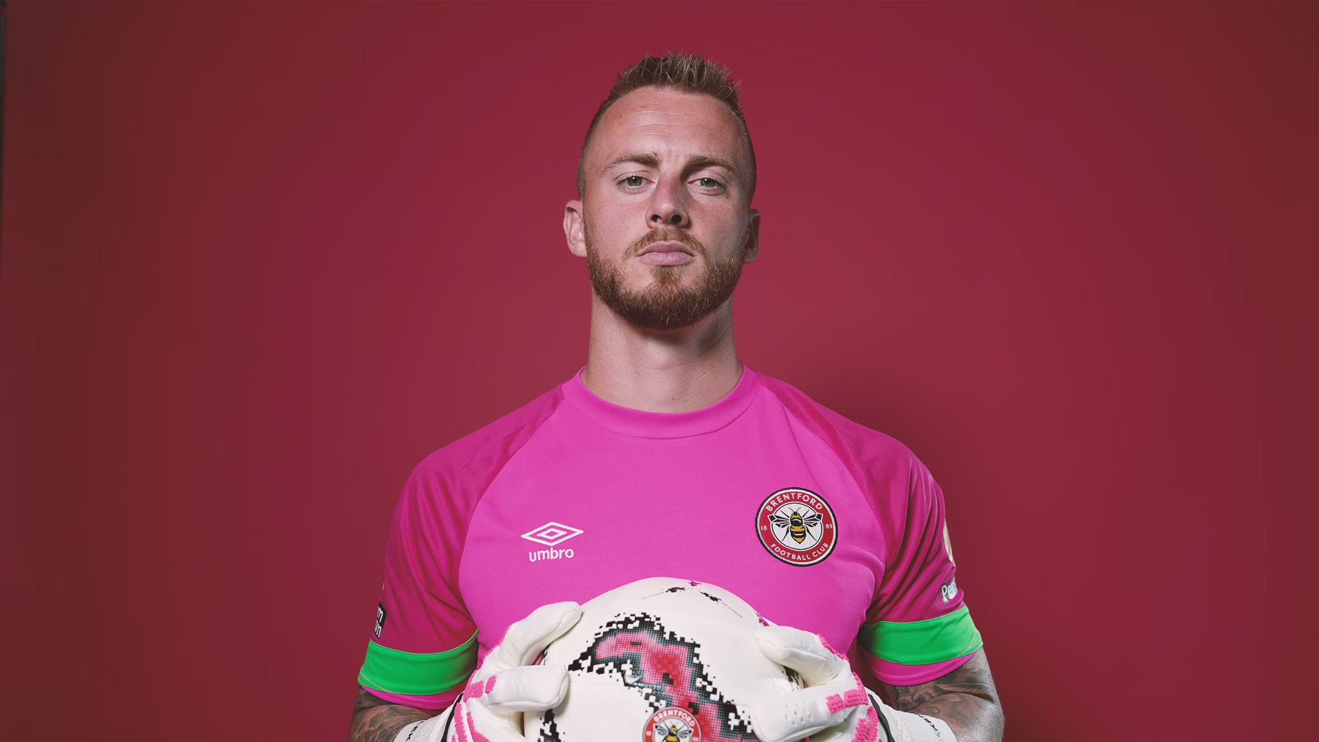 Mark Flekken Brentford Bayer Leverkusen temp