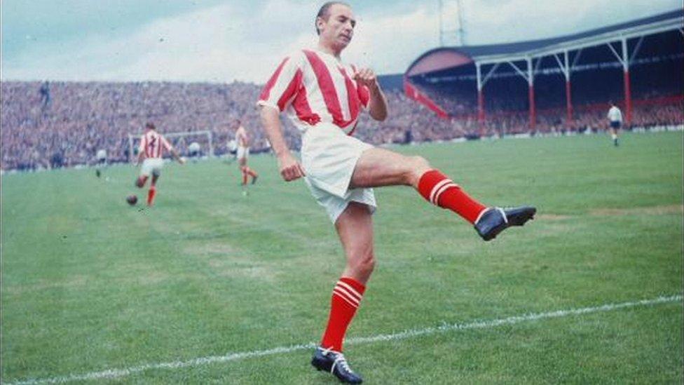 Stanley Matthews The Wizard of Dribble