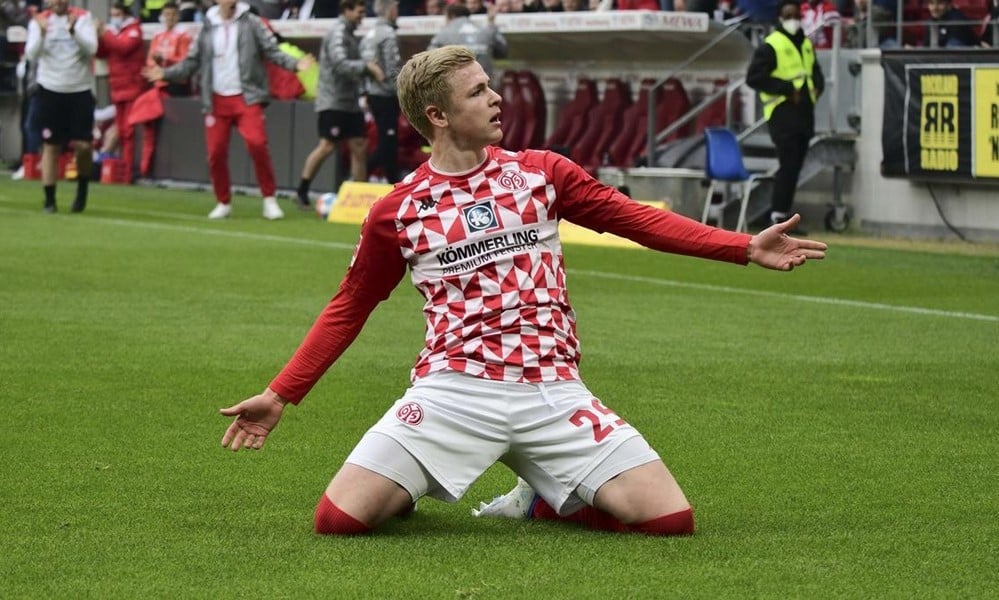 Alasan Jonathan Burkardt Menarik Diri
