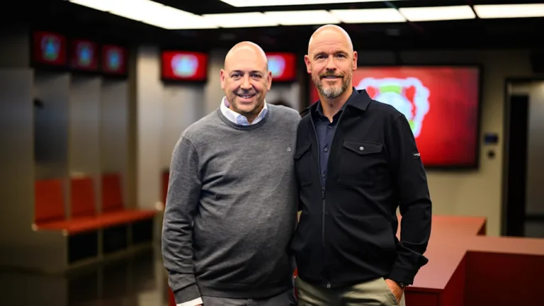 Bayer Leverkusen Andries Ulderink assisten pelatih Erik ten Hag temp