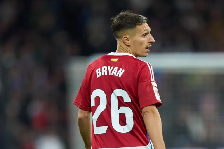 Bryan Zaragoza Bayern Munich Mempertimbangkan temp