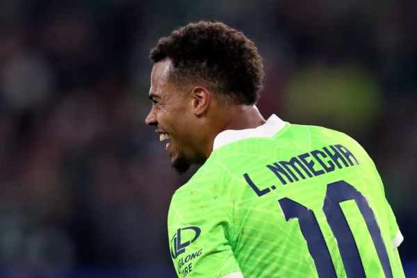 Lukas Nmecha Teken Kontrak Leeds United temp