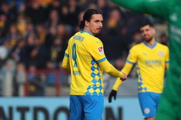 Rayan Philippe Hamburg Mengincar Bintang Muda temp