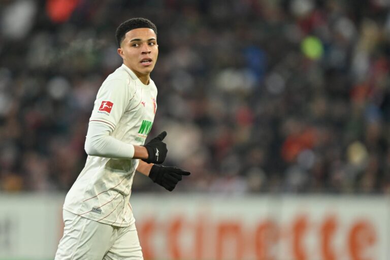 FC Augsburg Tegaskan Masa Depan Kepada Noahkai Banks
